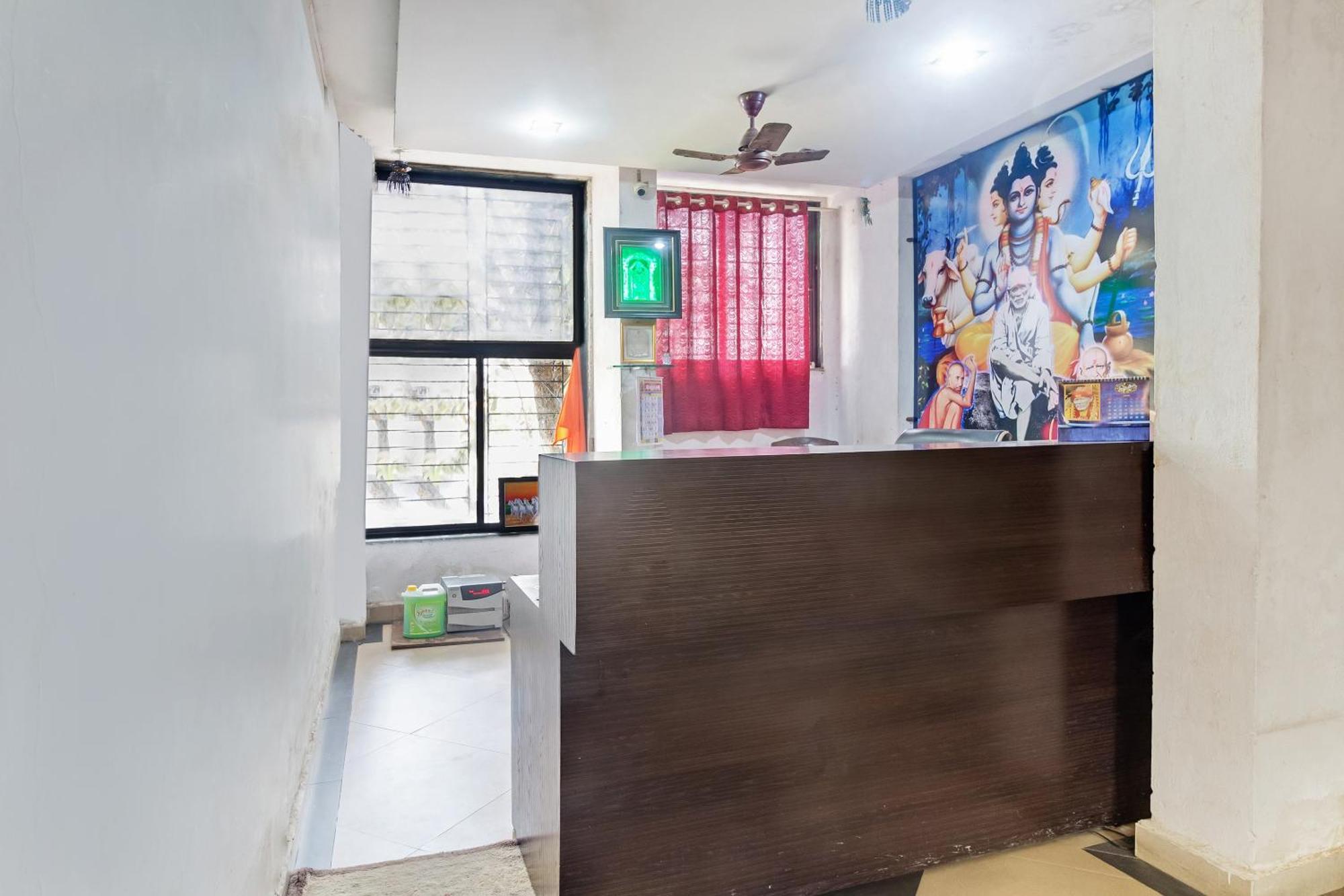 Spot On Harihar Lodging And Yatri Niwas Hotel Kolhapur Buitenkant foto