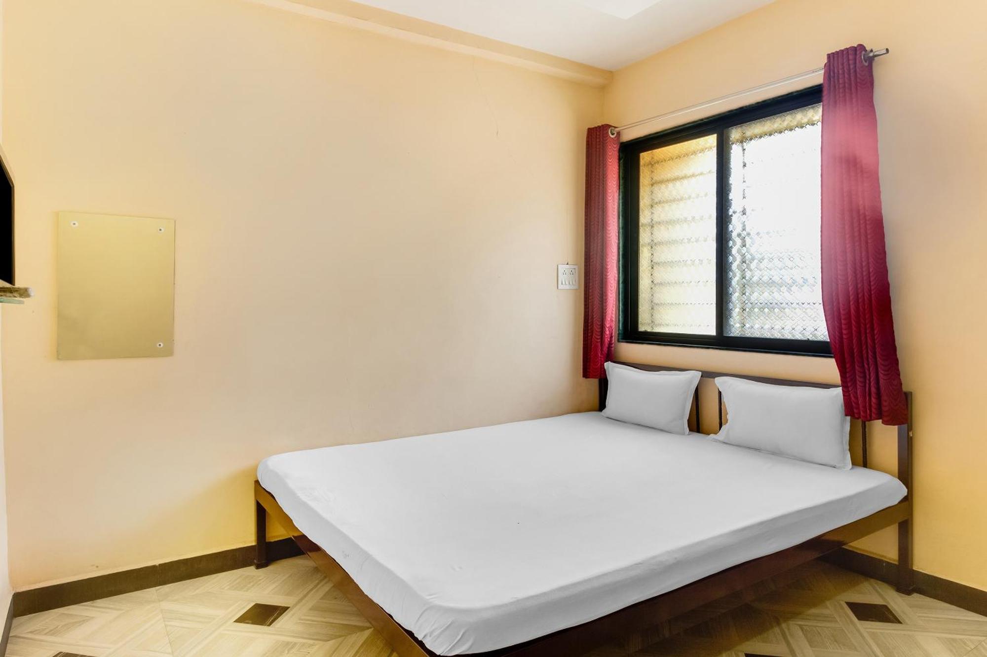 Spot On Harihar Lodging And Yatri Niwas Hotel Kolhapur Buitenkant foto
