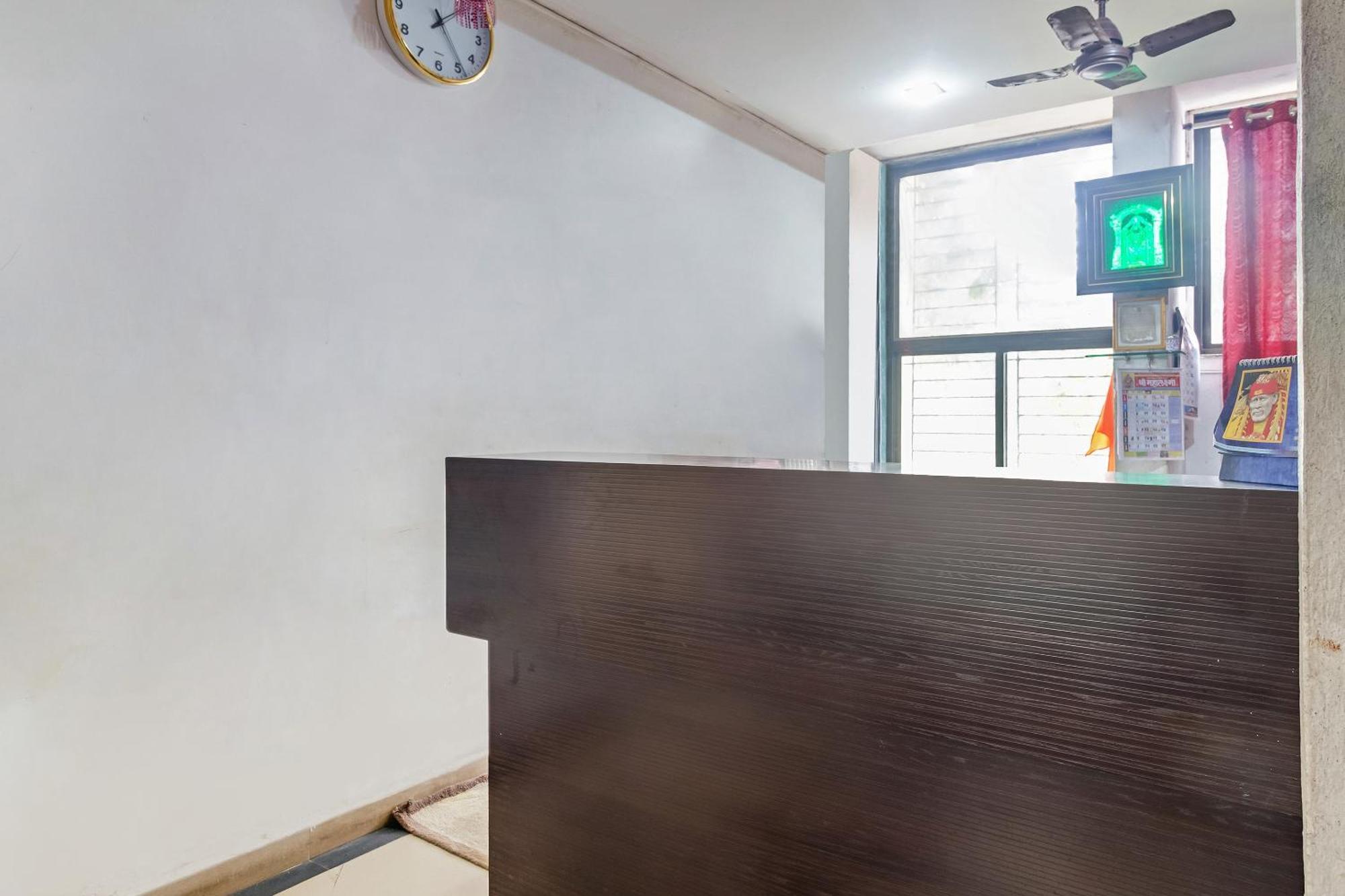 Spot On Harihar Lodging And Yatri Niwas Hotel Kolhapur Buitenkant foto